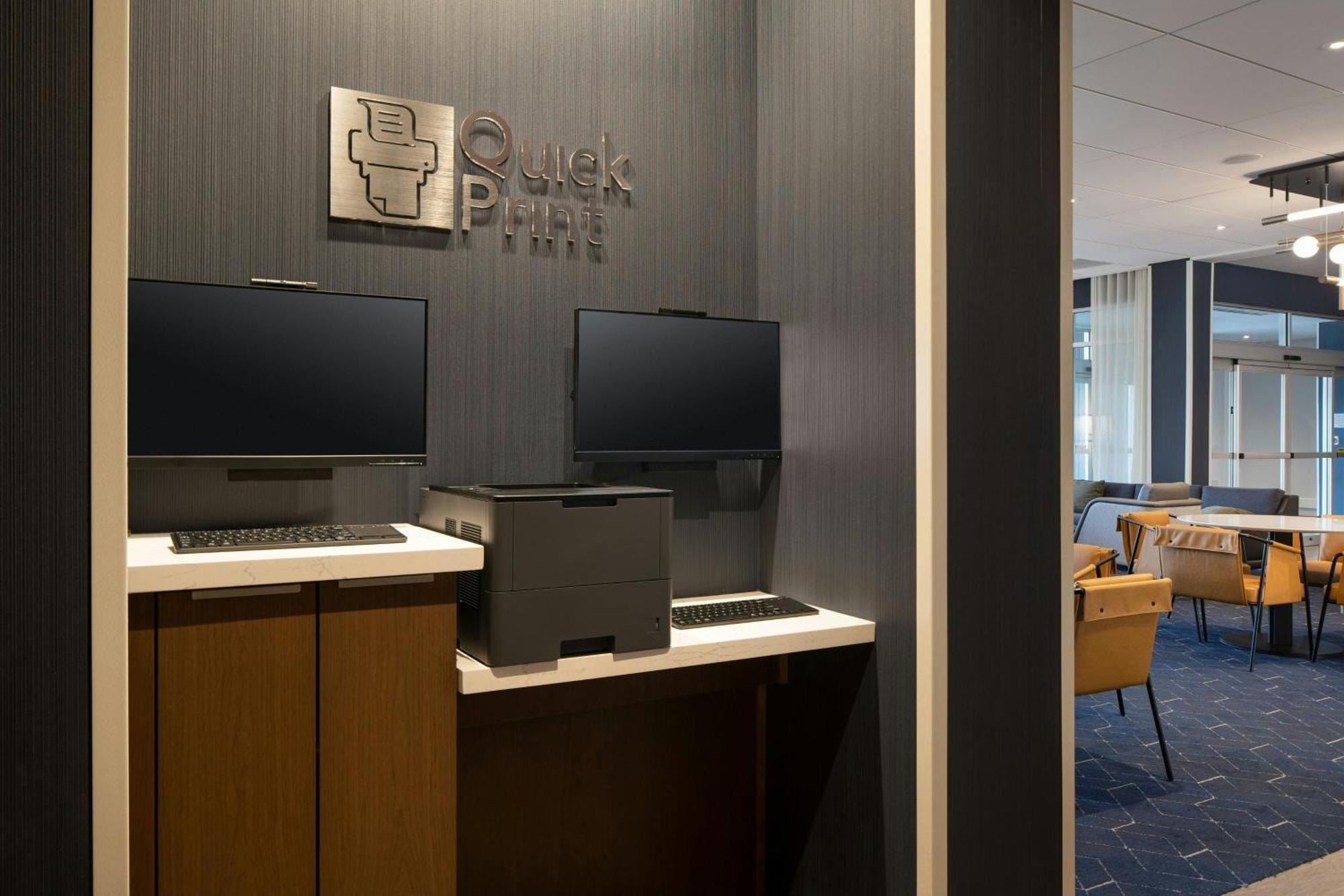 Hotel Courtyard By Marriott Fresno Clovis
